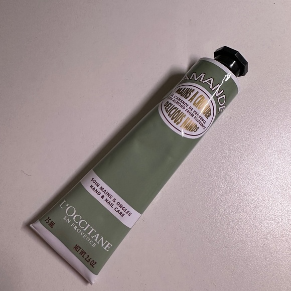 L'OCCITANE Other - L’occitane almond hand cream